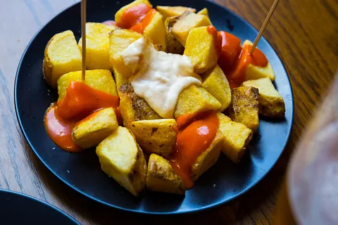 Patatas bravas